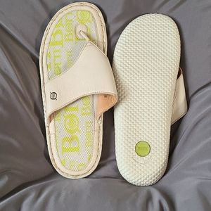 Born sandals